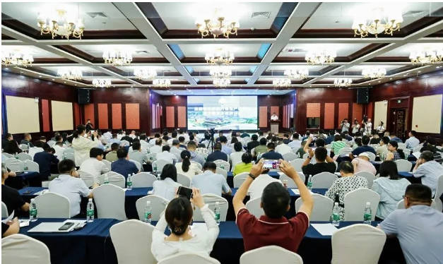 2025园艺作物机械化技术研讨会暨疆鲁苏三地农机学会联合学术年会在新疆喀什成功举办